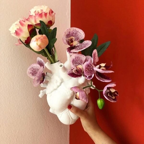 Shape Flower Vase Nordic Style Flower Pot Art Vases Sculpture
