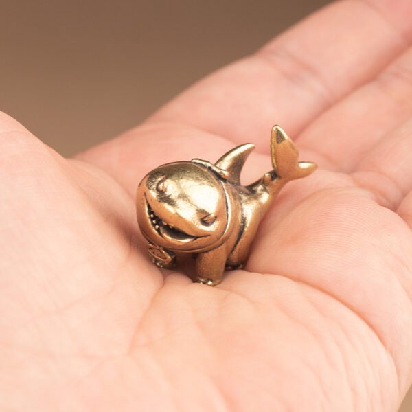 Office And Home Decor Creative Craftsmanship Vintage Solid Brass Desktop Ornament